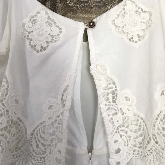 Whit lace detail romper. Coachella ready - Picture 7 of 8